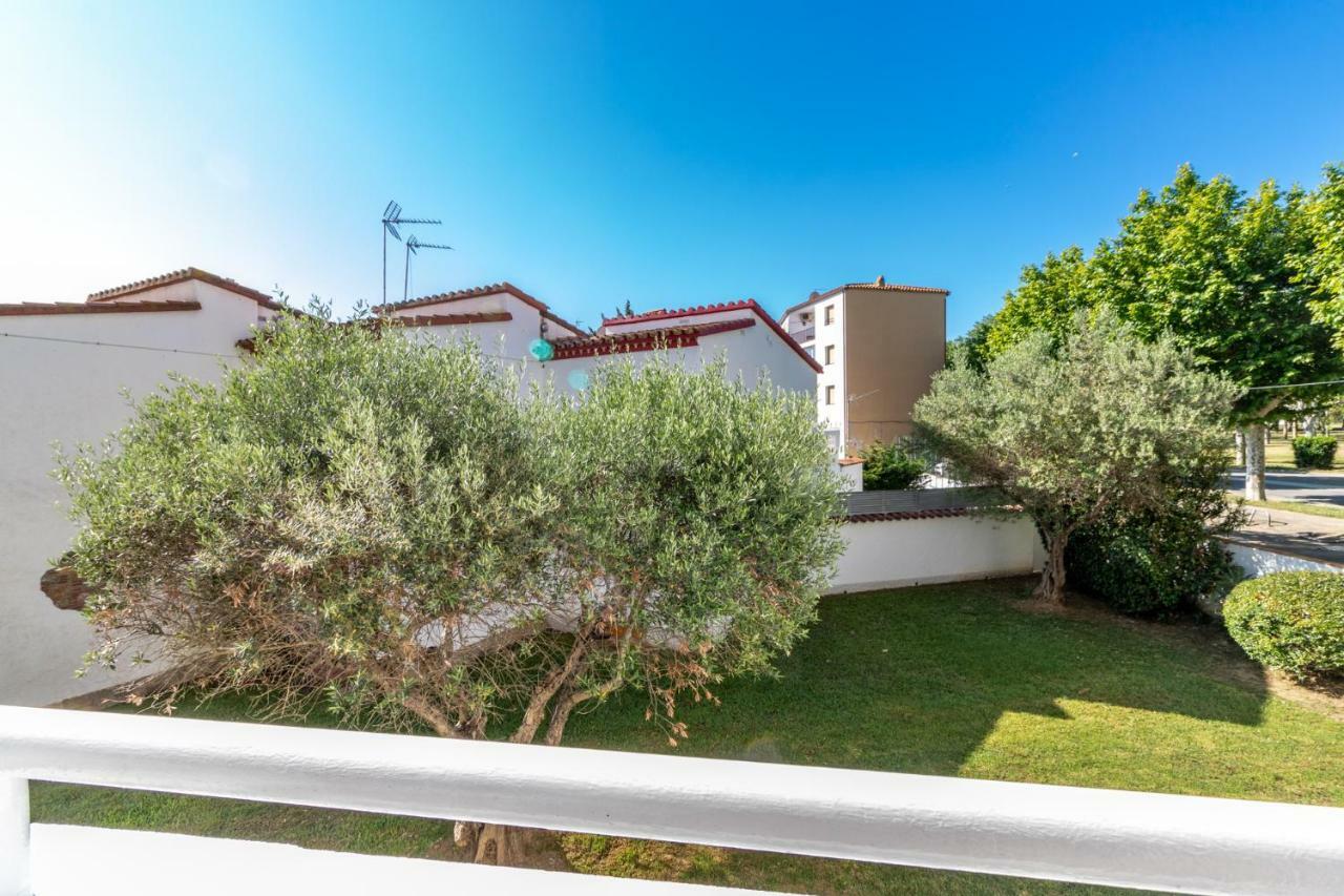 Goldhome - Valira Empuriabrava Bagian luar foto